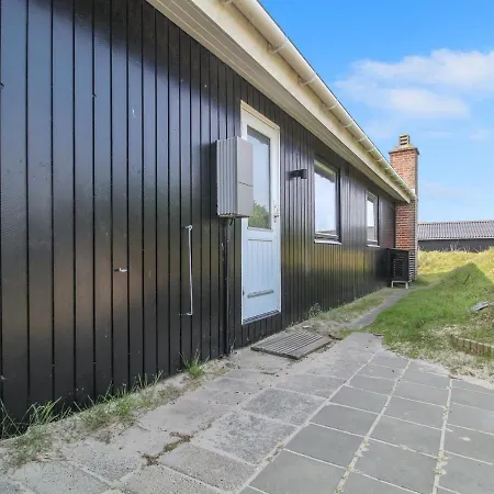 Kris - 200m From The Sea In Western Jutland By Interhome * Fano